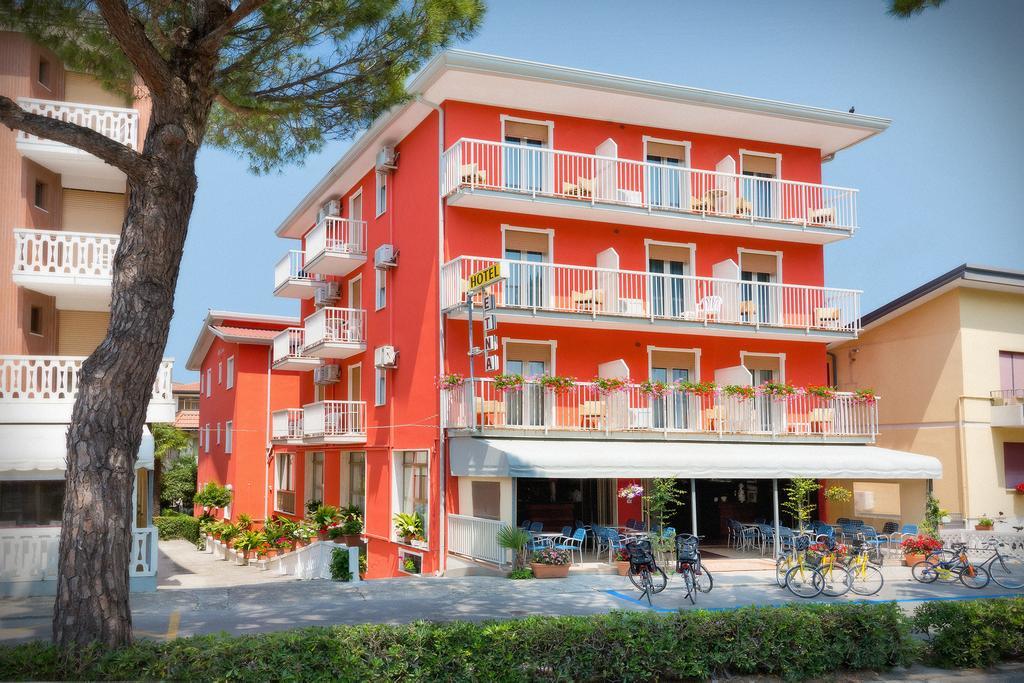 Hotel Etna Caorle Zewnętrze zdjęcie