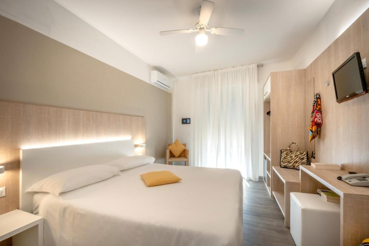 Hotel Etna Caorle Zewnętrze zdjęcie