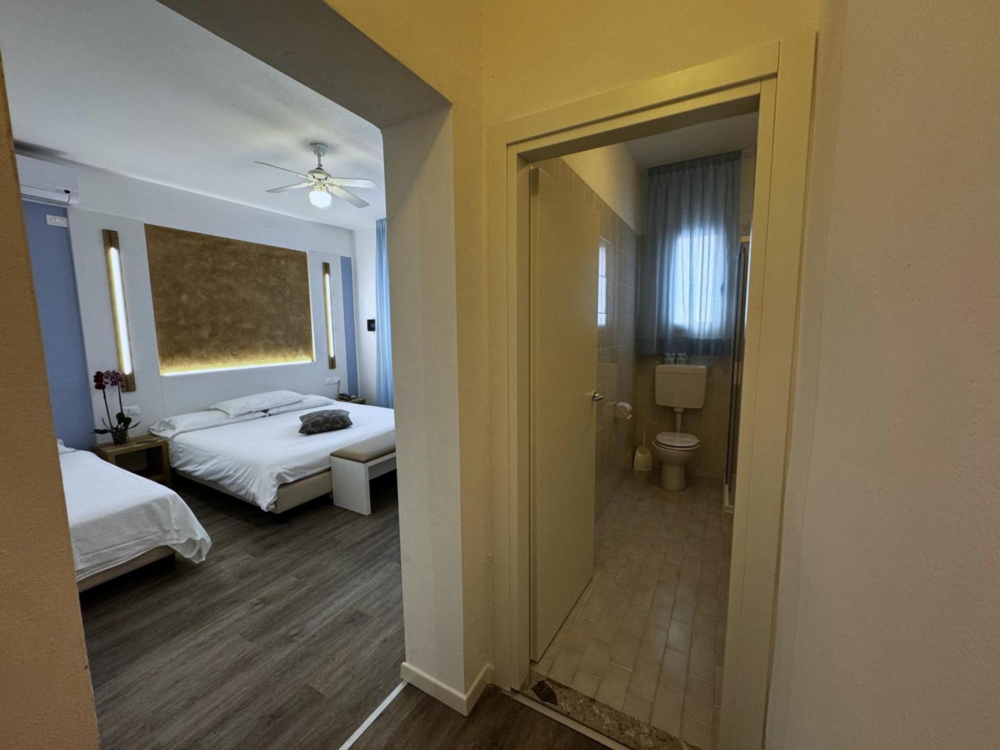 Hotel Etna Caorle Zewnętrze zdjęcie