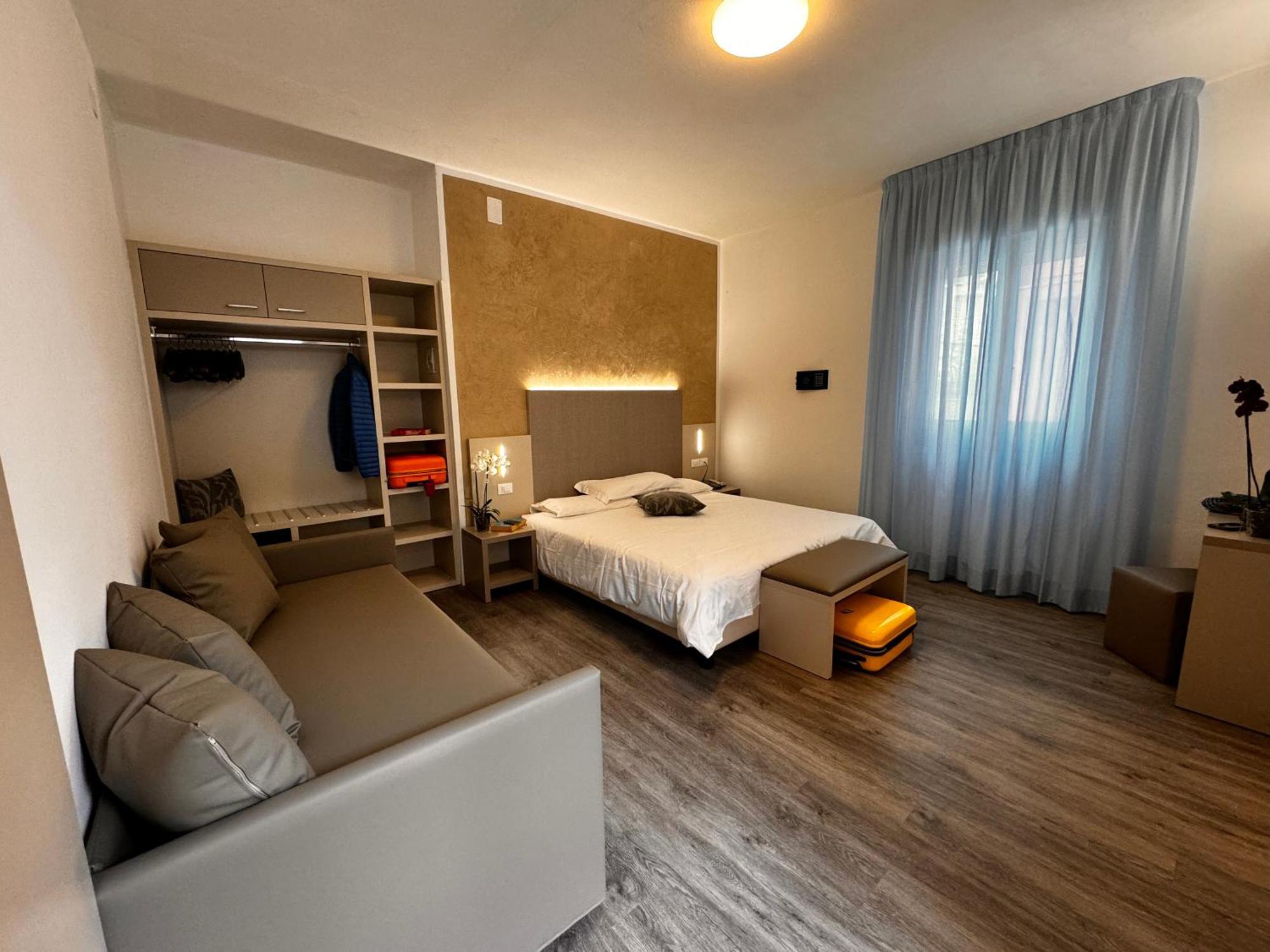 Hotel Etna Caorle Zewnętrze zdjęcie