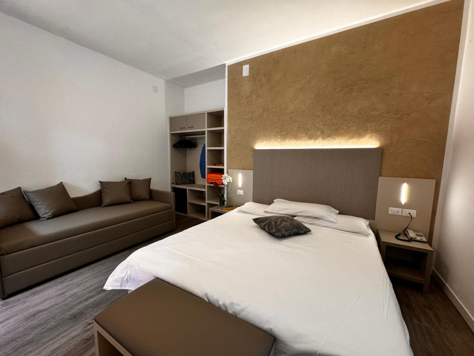 Hotel Etna Caorle Zewnętrze zdjęcie